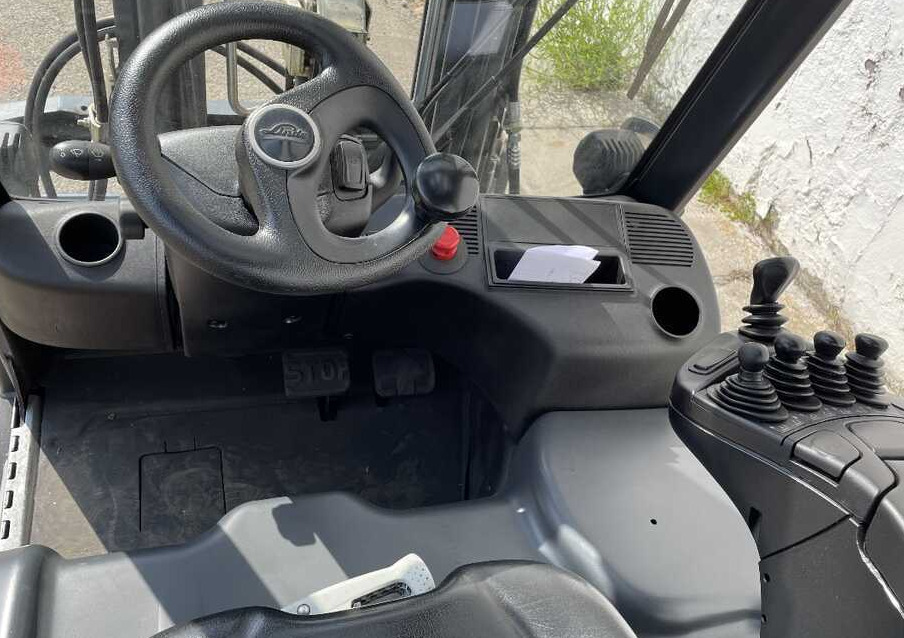LINDE E 16-02 - El-truck: bilde 5 LINDE E 16-02 - El-truck: bilde 5