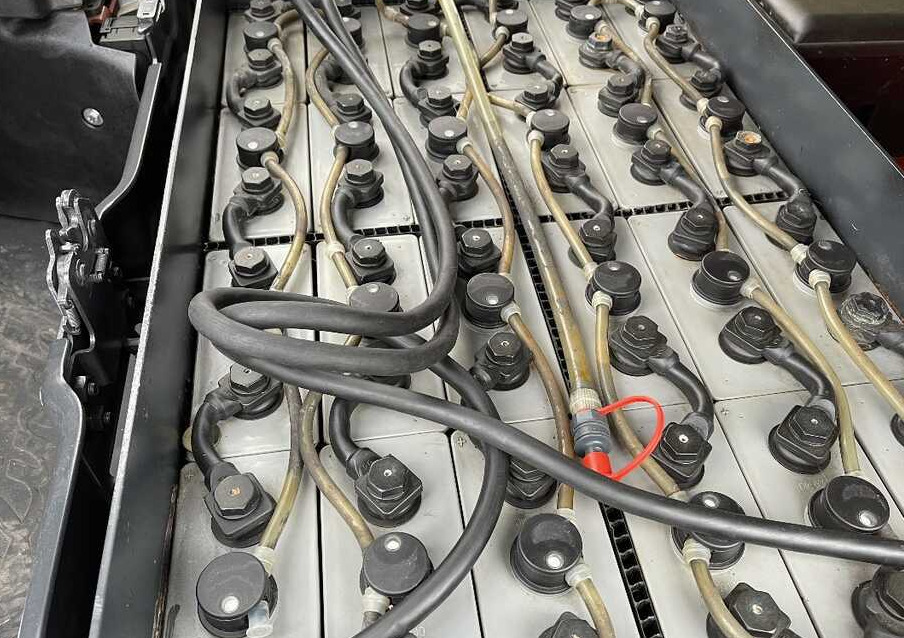 Linde E 14-02 (3000 ore lavoro) - El-truck: bilde 2 Linde E 14-02 (3000 ore lavoro) - El-truck: bilde 2