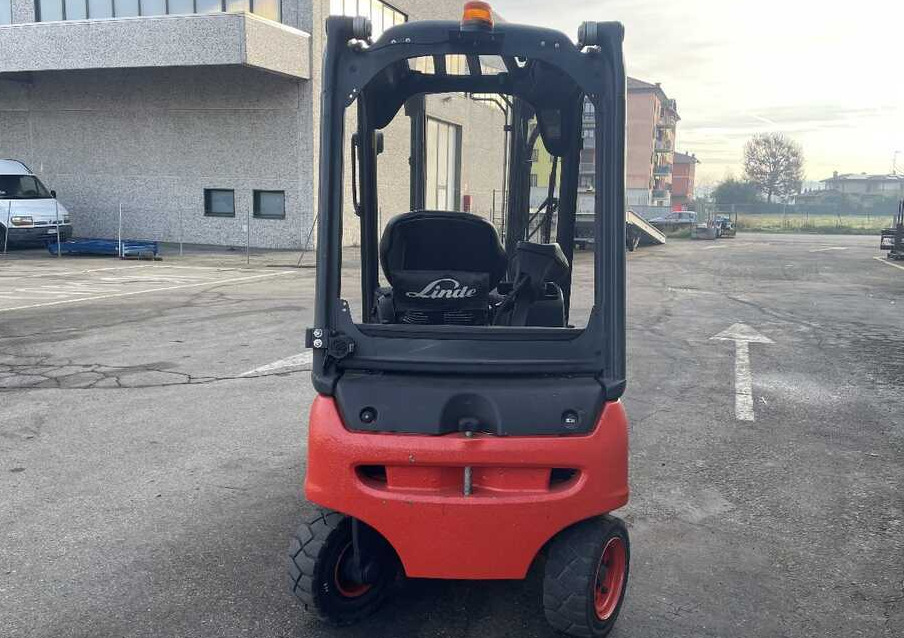 Linde E 16 P-02/386 - El-truck: bilde 4 Linde E 16 P-02/386 - El-truck: bilde 4