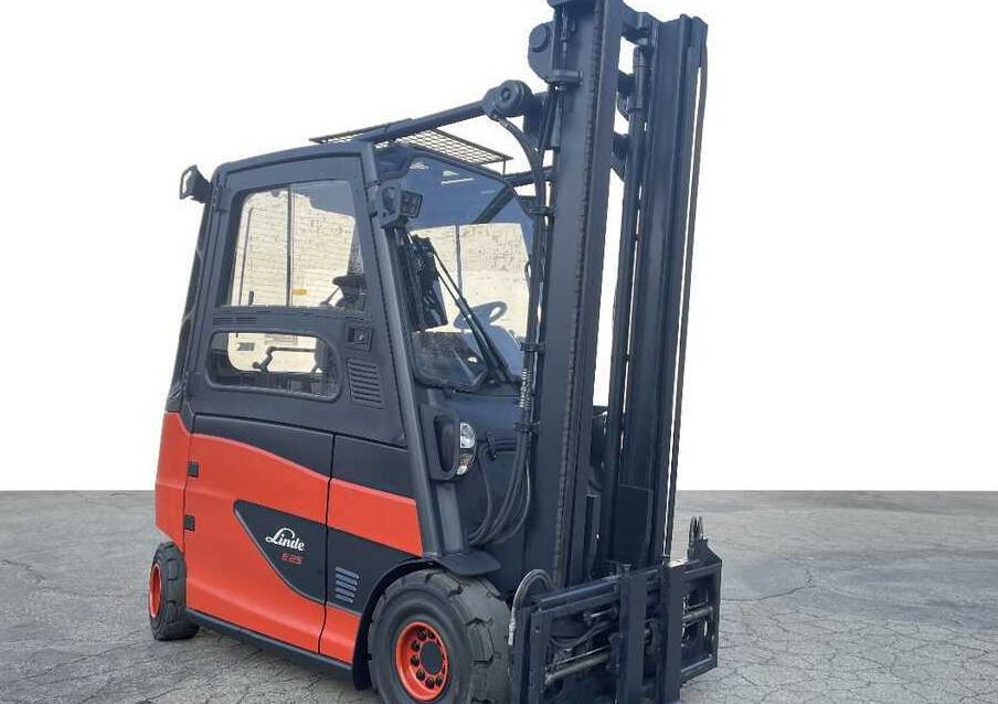 Linde E 25 HL-01/600 (batt. 2023) - El-truck: bilde 1 Linde E 25 HL-01/600 (batt. 2023) - El-truck: bilde 1