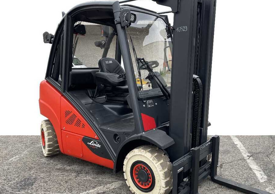 Linde H 25 D-02 - Dieseltruck: bilde 1 Linde H 25 D-02 - Dieseltruck: bilde 1