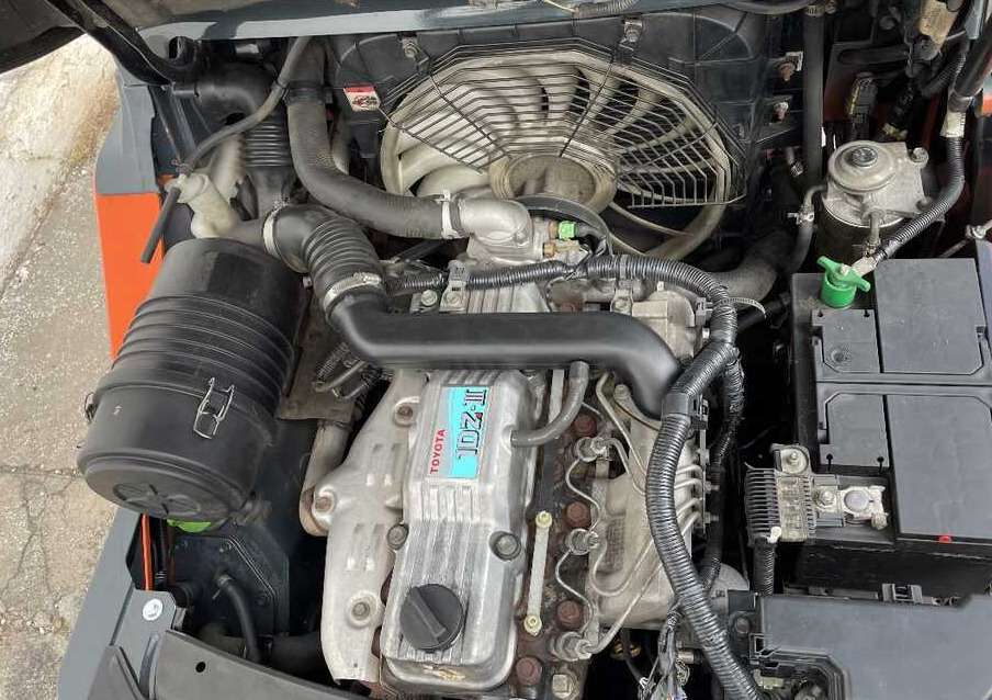 Toyota 02-8 FDF 20 - Dieseltruck: bilde 4 Toyota 02-8 FDF 20 - Dieseltruck: bilde 4