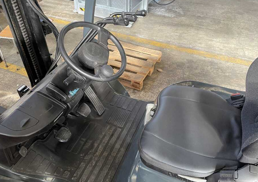 Toyota 02-8 FDF 20 - Dieseltruck: bilde 2 Toyota 02-8 FDF 20 - Dieseltruck: bilde 2