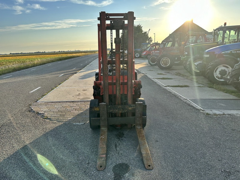 Clark DCY 40 - Dieseltruck: bilde 2 Clark DCY 40 - Dieseltruck: bilde 2