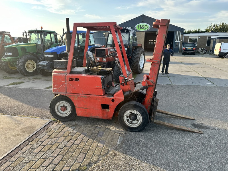 Clark DCY 40 - Dieseltruck: bilde 3 Clark DCY 40 - Dieseltruck: bilde 3
