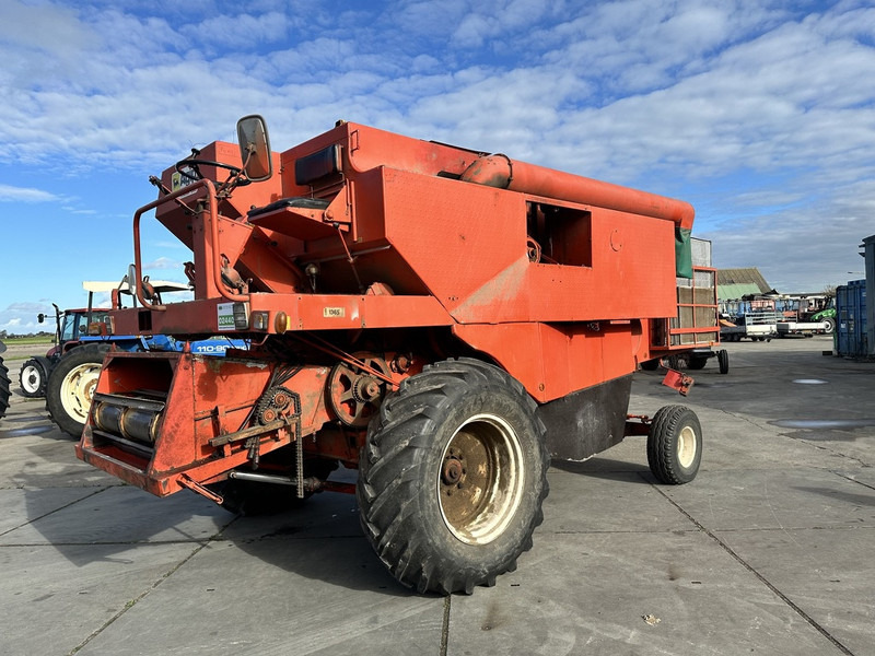 Laverda M150 - Skurtresker: bilde 1 Laverda M150 - Skurtresker: bilde 1