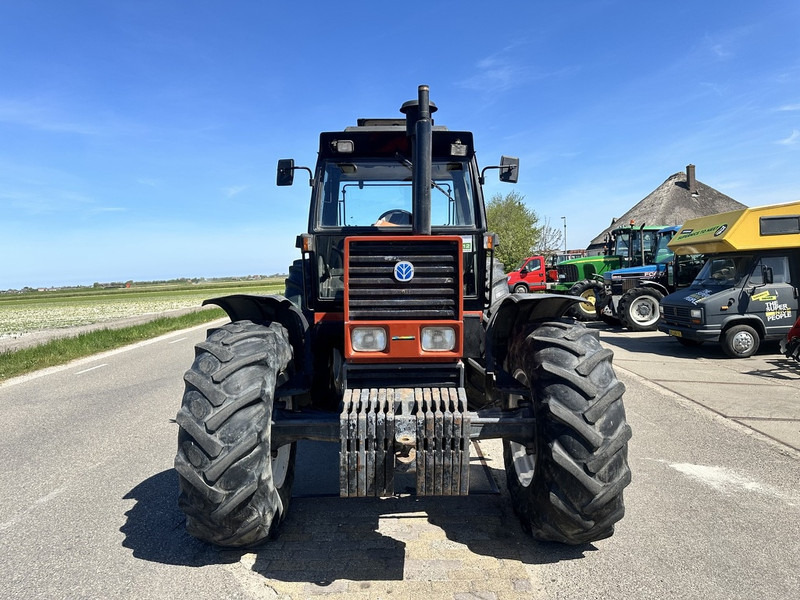 New Holland 180-90 DT - Traktor: bilde 3 New Holland 180-90 DT - Traktor: bilde 3