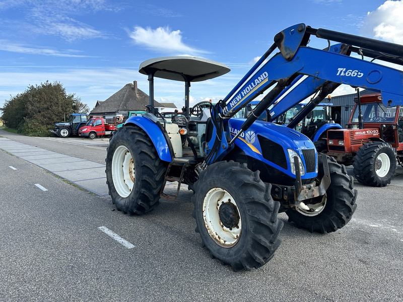 New Holland TD5.100 - Traktor: bilde 4 New Holland TD5.100 - Traktor: bilde 4