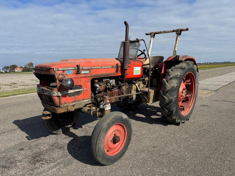 Zetor 4511 - Traktor: bilde 1 Zetor 4511 - Traktor: bilde 1