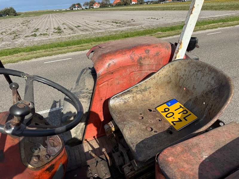 Zetor 4511 - Traktor: bilde 4 Zetor 4511 - Traktor: bilde 4