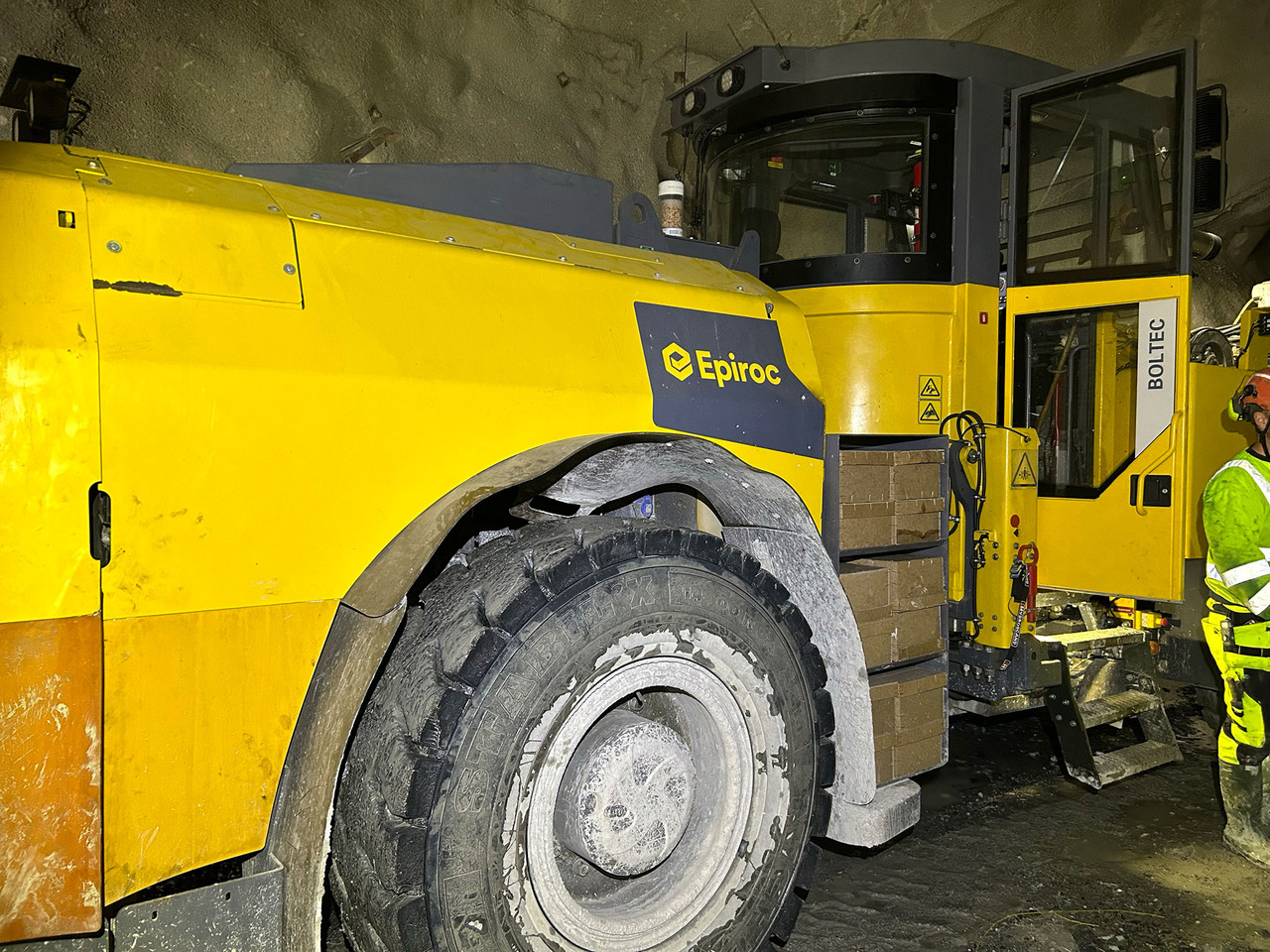 Atlas Copco Boltec E - Styrt boring: bilde 4 Atlas Copco Boltec E - Styrt boring: bilde 4