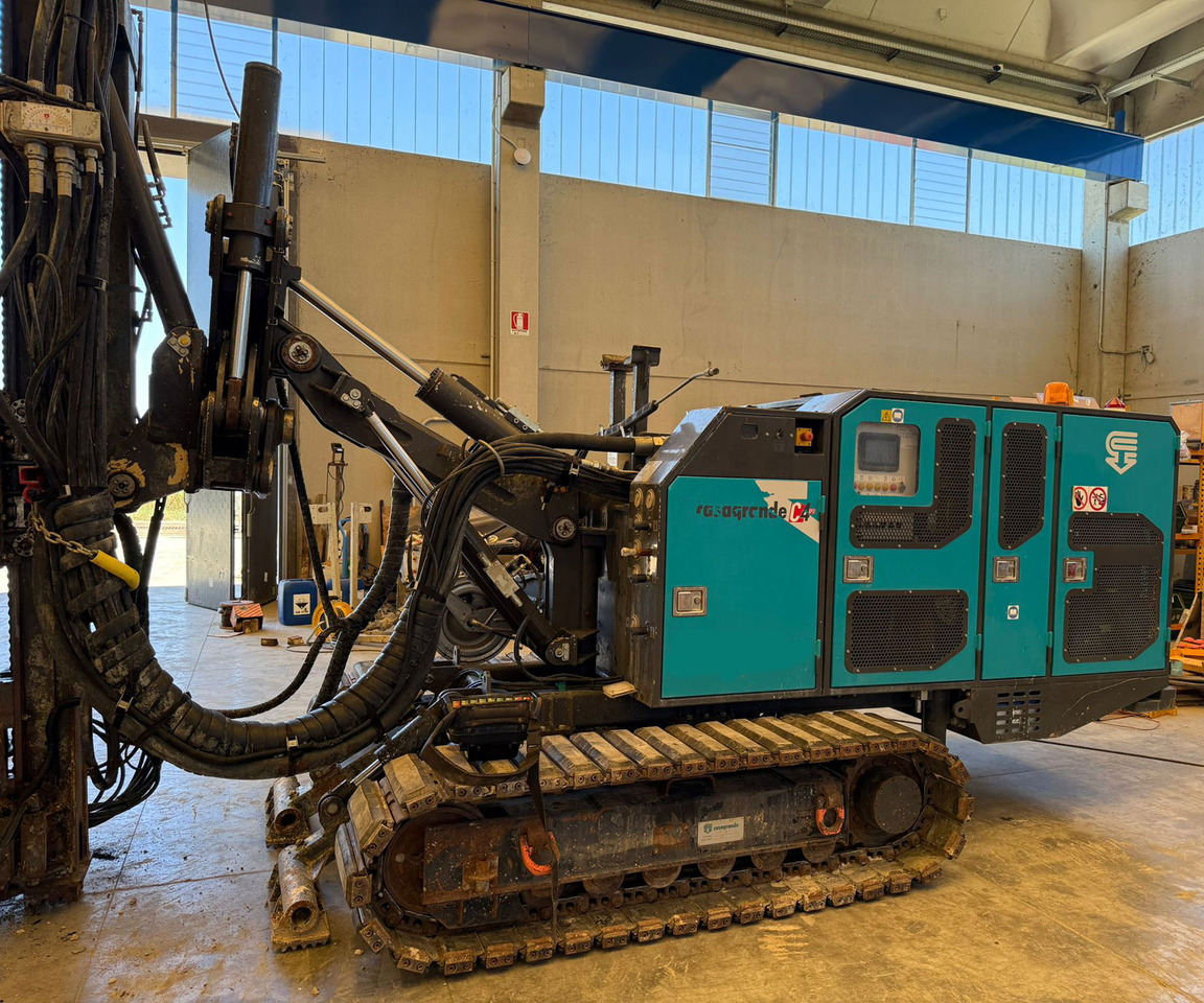 Casagrande C4 XP-2 - Påledrivar: bilde 1 Casagrande C4 XP-2 - Påledrivar: bilde 1