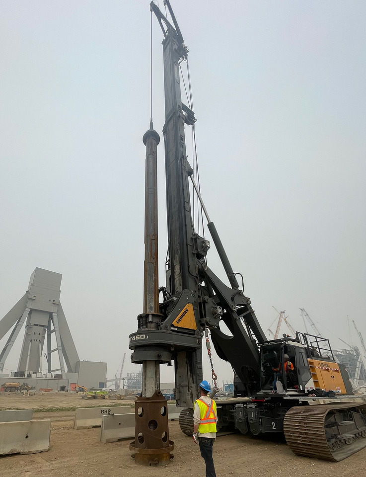Liebherr LB45 - Påledrivar: bilde 3 Liebherr LB45 - Påledrivar: bilde 3