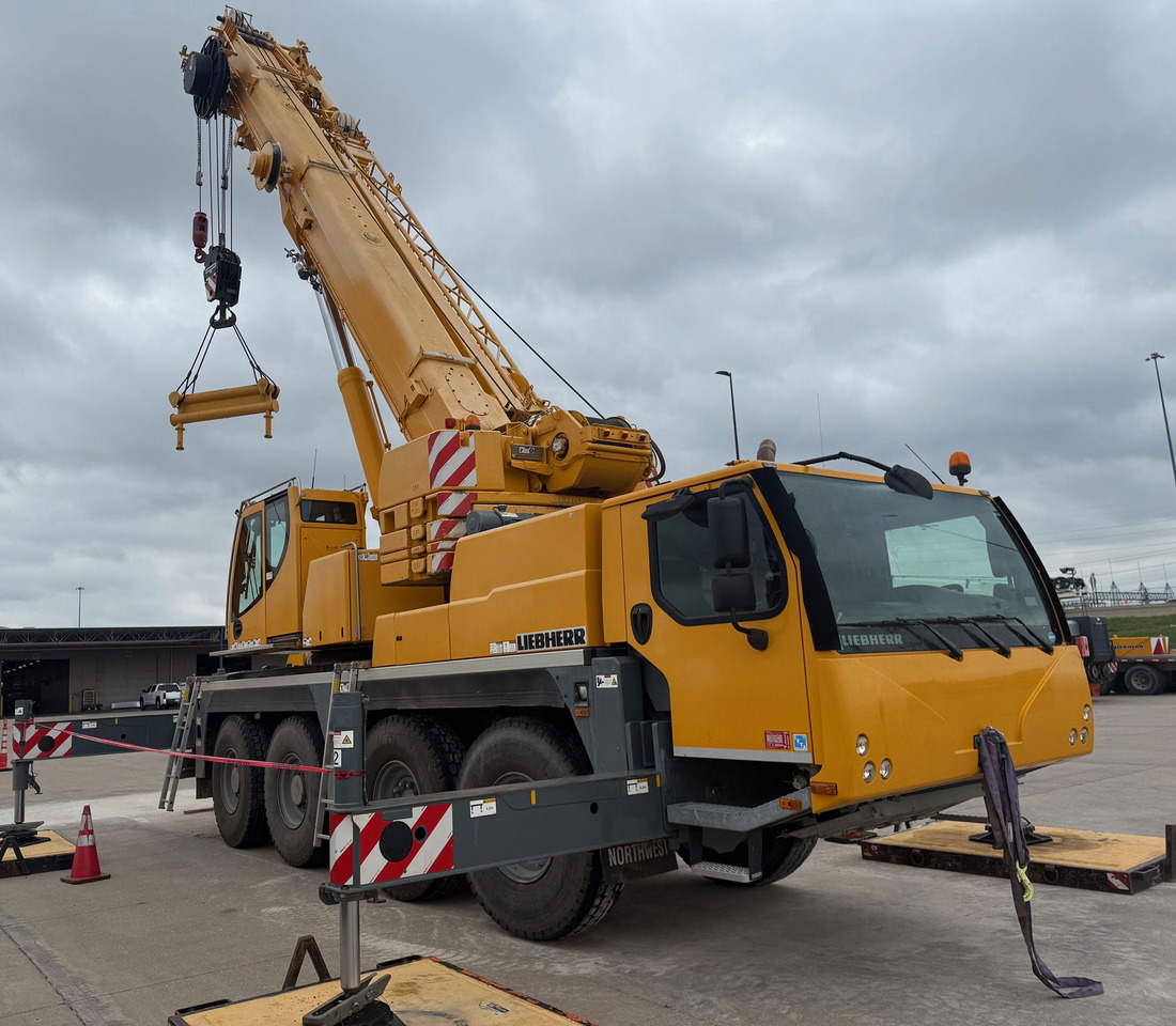 Liebherr LTM 1070-4.2 - Mobilkran: bilde 2 Liebherr LTM 1070-4.2 - Mobilkran: bilde 2
