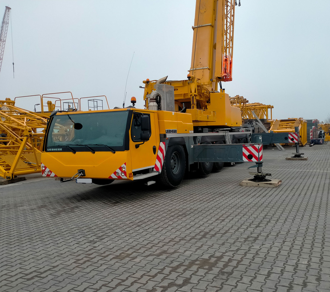 Liebherr LTM 1230-5.1 - Mobilkran: bilde 2 Liebherr LTM 1230-5.1 - Mobilkran: bilde 2