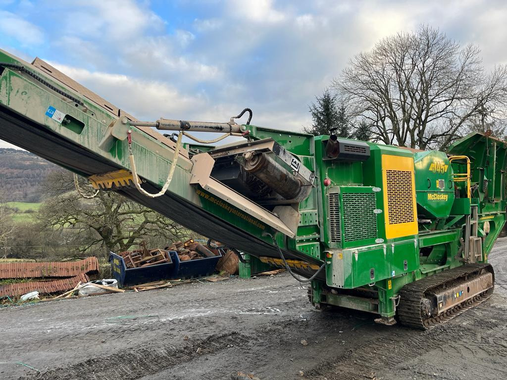 McCloskey J45 - Kjeftknuser: bilde 1 McCloskey J45 - Kjeftknuser: bilde 1