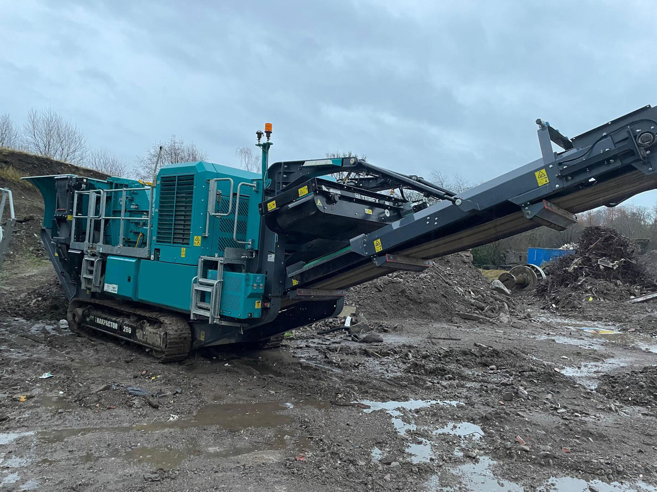Powerscreen Trakpactor 260 - Slagknuser: bilde 2 Powerscreen Trakpactor 260 - Slagknuser: bilde 2