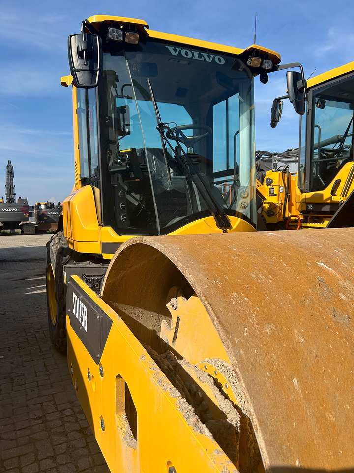 Volvo SD115B - Kompaktor: bilde 4 Volvo SD115B - Kompaktor: bilde 4