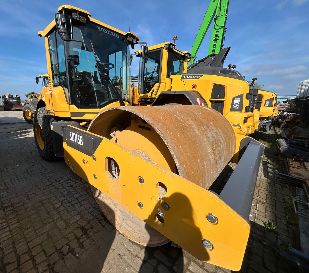 Volvo SD115B - Kompaktor: bilde 2 Volvo SD115B - Kompaktor: bilde 2