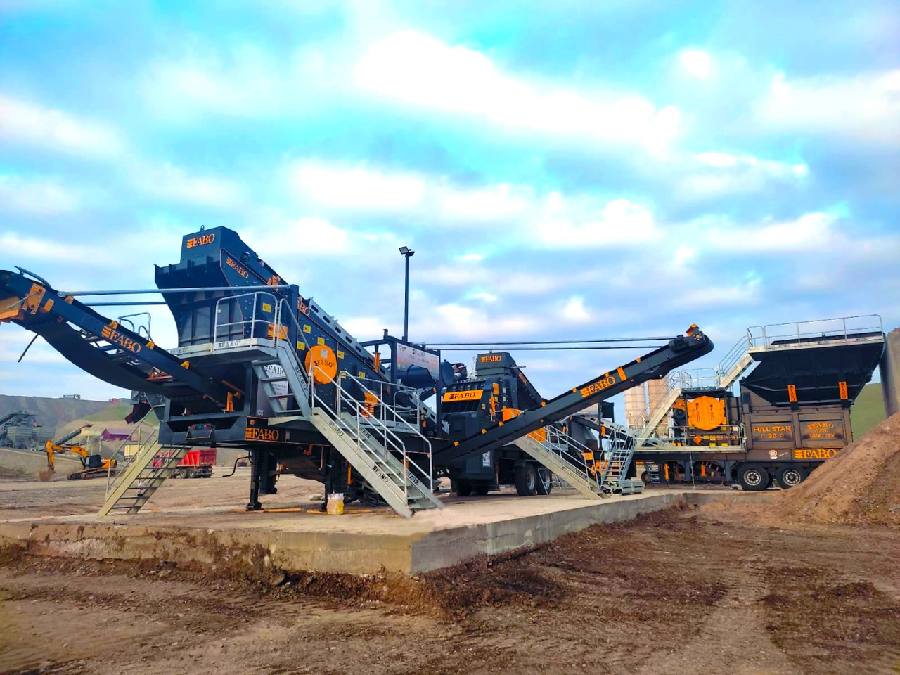FABO Mobile crusher - Mobilt knuseverk: bilde 4 FABO Mobile crusher - Mobilt knuseverk: bilde 4