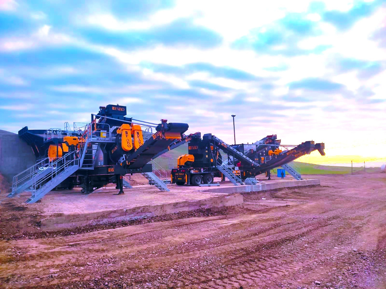 FABO Mobile crusher - Mobilt knuseverk: bilde 2 FABO Mobile crusher - Mobilt knuseverk: bilde 2