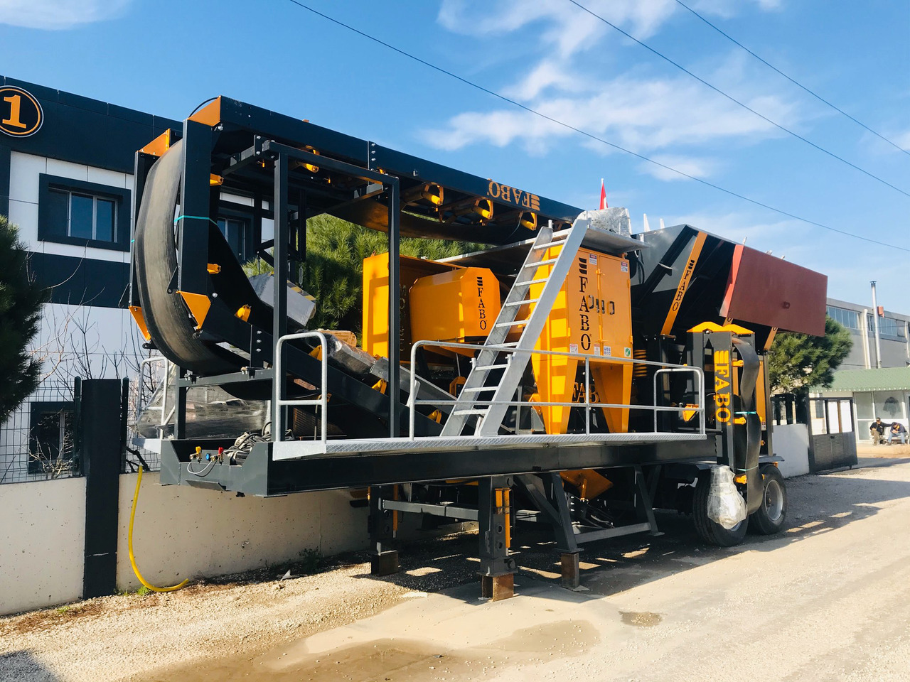 FABO Mobile crusher - Mobilt knuseverk: bilde 2 FABO Mobile crusher - Mobilt knuseverk: bilde 2