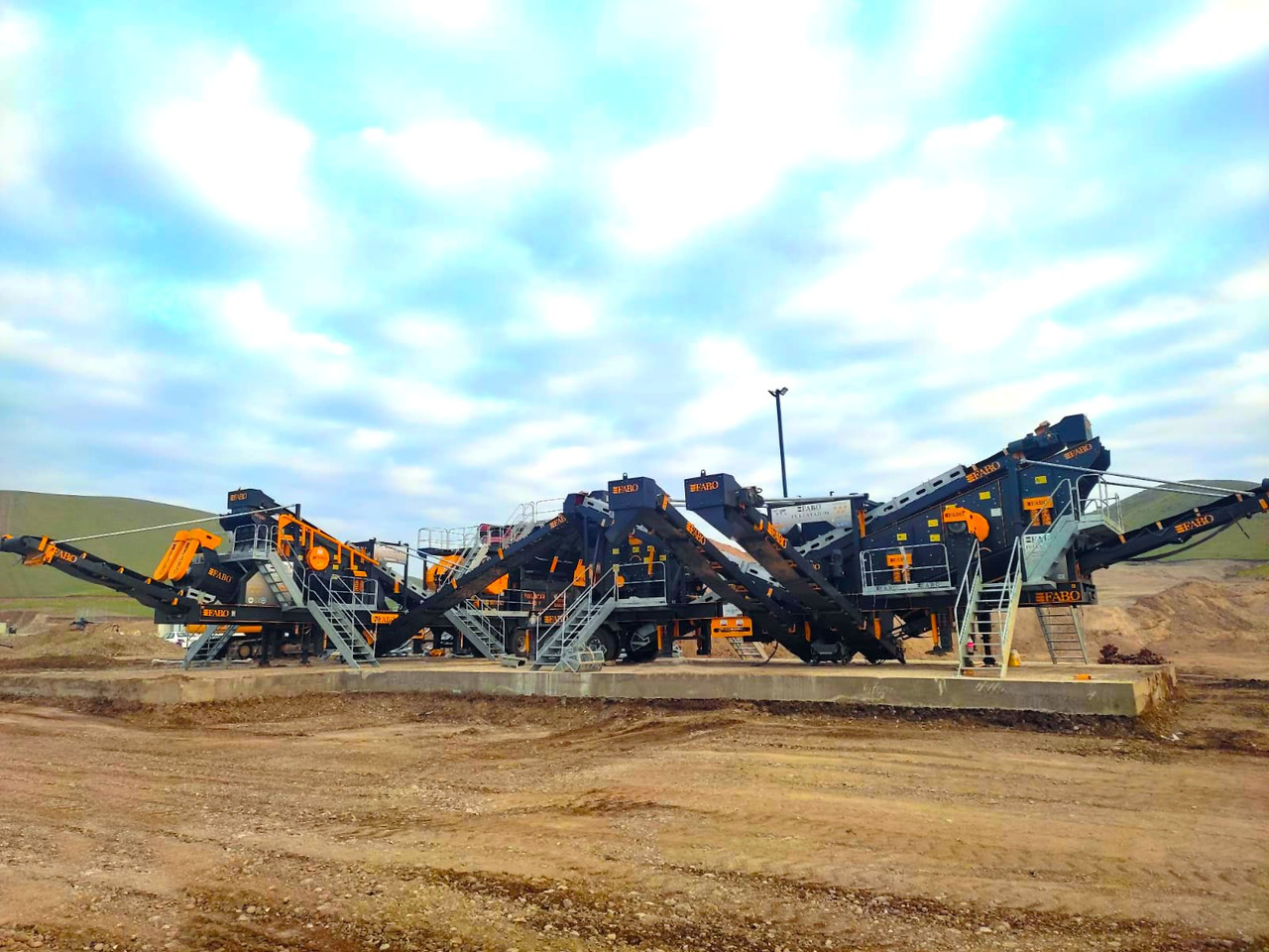 FABO Mobile crusher - Mobilt knuseverk: bilde 5 FABO Mobile crusher - Mobilt knuseverk: bilde 5