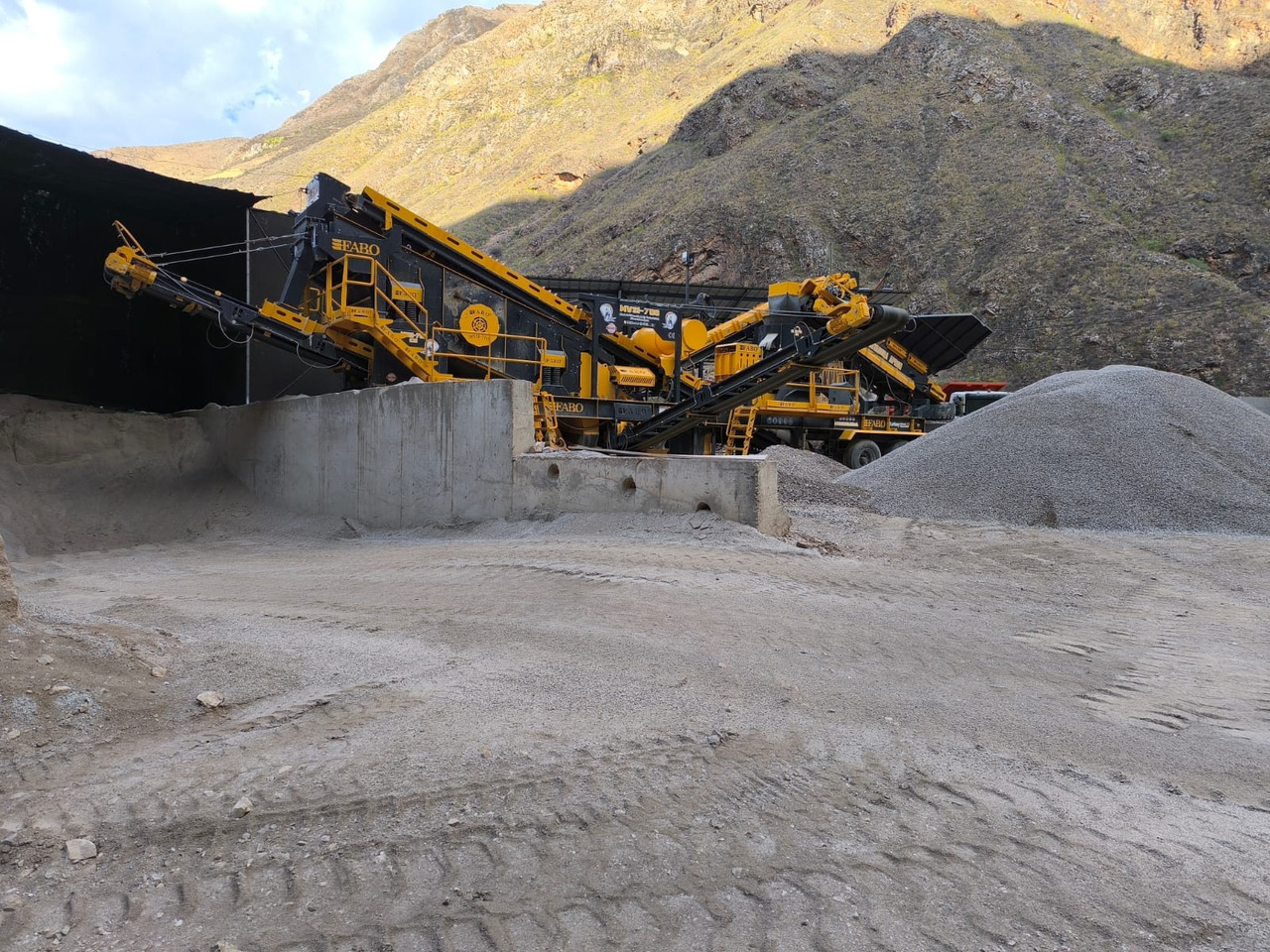 FABO Mobile crusher - Mobilt knuseverk: bilde 2 FABO Mobile crusher - Mobilt knuseverk: bilde 2