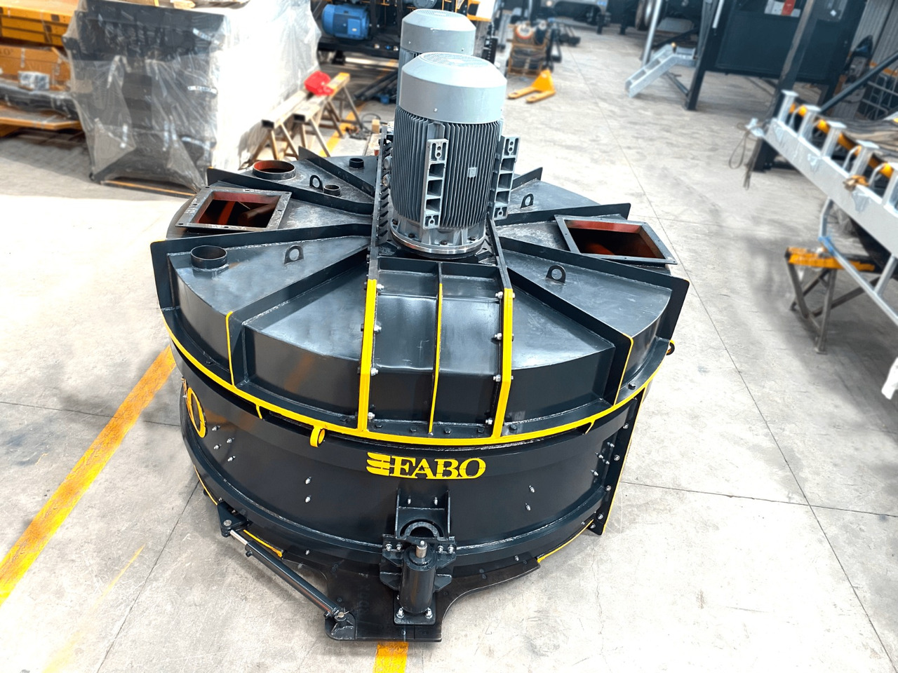 FABO twin shaft mixer - Betongblander: bilde 4 FABO twin shaft mixer - Betongblander: bilde 4