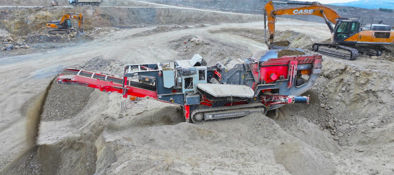 SANDVIK Mobile crusher - Mobilt knuseverk: bilde 1 SANDVIK Mobile crusher - Mobilt knuseverk: bilde 1