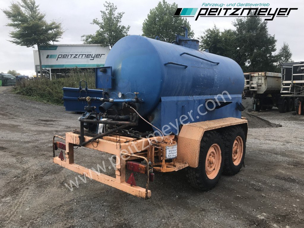 BATHE TANDEMANHÄNGER Bitum / Teerkocher 3,5 m³ Hatz Diesel-Motor 1 B 40 - Bitumensprøyte: bilde 1 BATHE TANDEMANHÄNGER Bitum / Teerkocher 3,5 m³ Hatz Diesel-Motor 1 B 40 - Bitumensprøyte: bilde 1