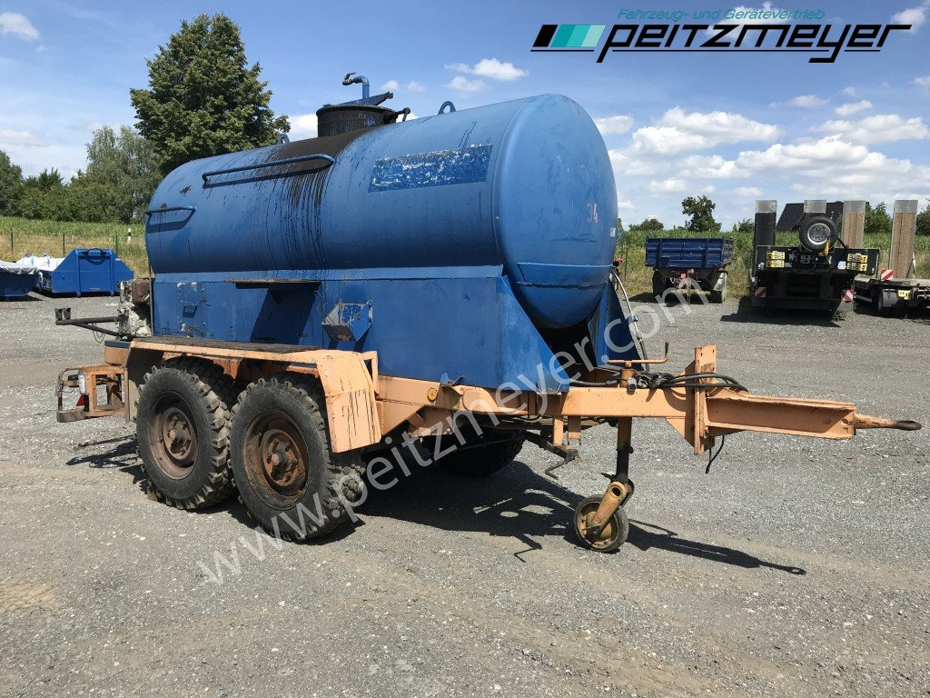 BATHE TANDEMANHÄNGER Bitum / Teerkocher 3,5 m³ Hatz Diesel-Motor 1 B 40 - Bitumensprøyte: bilde 3 BATHE TANDEMANHÄNGER Bitum / Teerkocher 3,5 m³ Hatz Diesel-Motor 1 B 40 - Bitumensprøyte: bilde 3