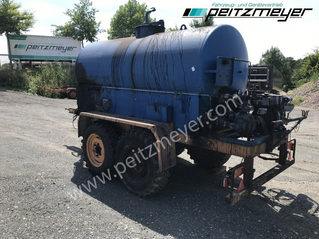 BATHE TANDEMANHÄNGER Bitum / Teerkocher 3,5 m³ Hatz Diesel-Motor 1 B 40 - Bitumensprøyte: bilde 2 BATHE TANDEMANHÄNGER Bitum / Teerkocher 3,5 m³ Hatz Diesel-Motor 1 B 40 - Bitumensprøyte: bilde 2