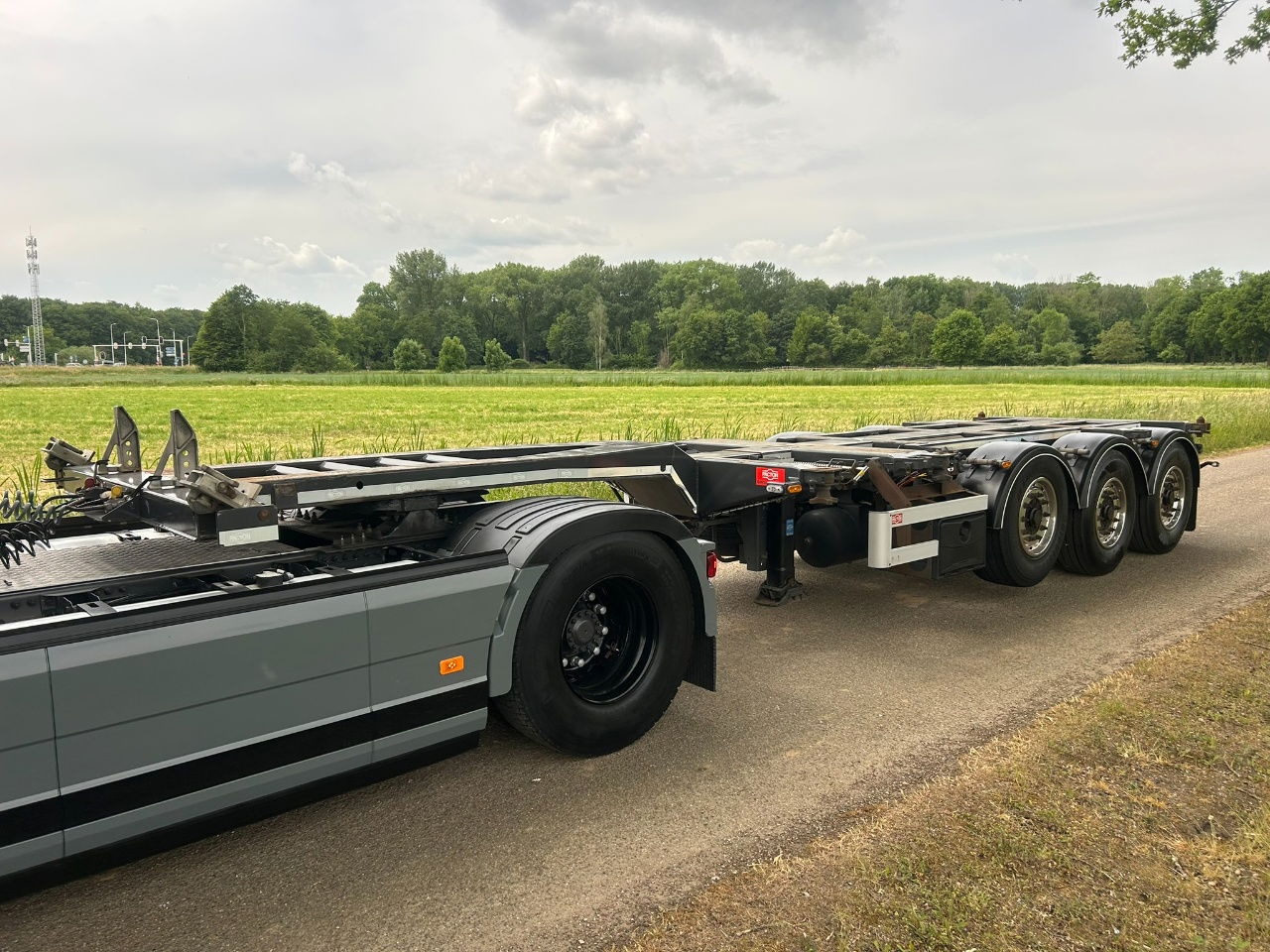 Pacton ET3 / Bpw Disc / Lifting axle / 2x20/30/40/45 ft hc / Tyres 80 / Tuf 3-20 - Container-transport/ Vekselflak semitrailer: bilde 1 Pacton ET3 / Bpw Disc / Lifting axle / 2x20/30/40/45 ft hc / Tyres 80 / Tuf 3-20 - Container-transport/ Vekselflak semitrailer: bilde 1