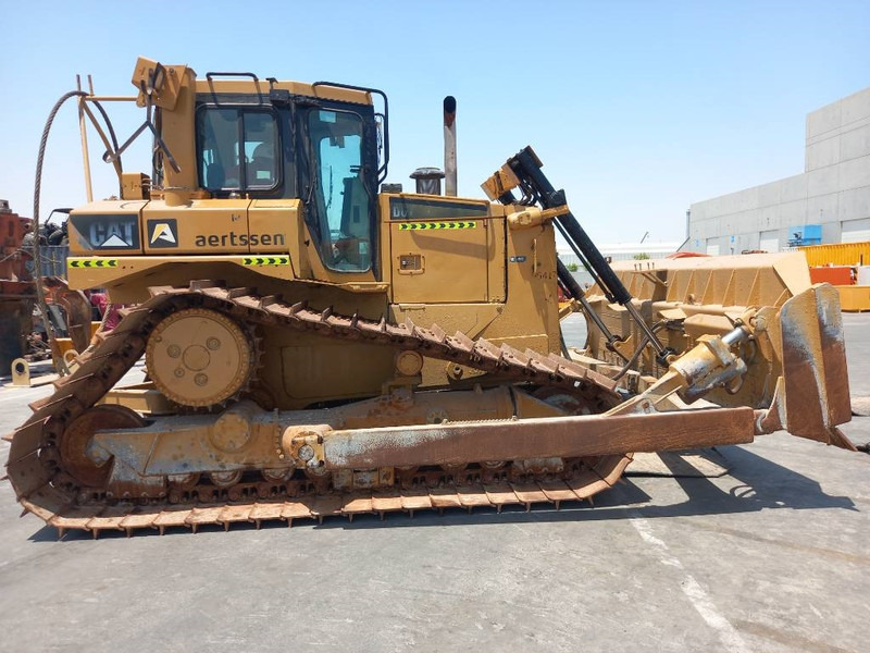 Cat D6T LGP (Abu Dhabi) - Bulldozer: bilde 2 Cat D6T LGP (Abu Dhabi) - Bulldozer: bilde 2