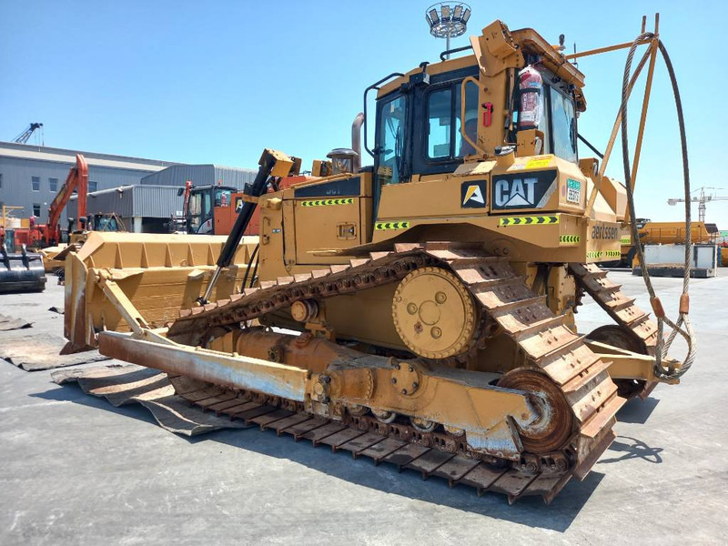 Cat D6T LGP (Abu Dhabi) - Bulldozer: bilde 2 Cat D6T LGP (Abu Dhabi) - Bulldozer: bilde 2