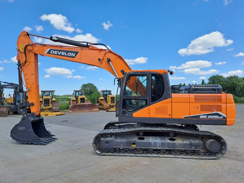 Develon DX225LC-7M - Beltegraver: bilde 1 Develon DX225LC-7M - Beltegraver: bilde 1