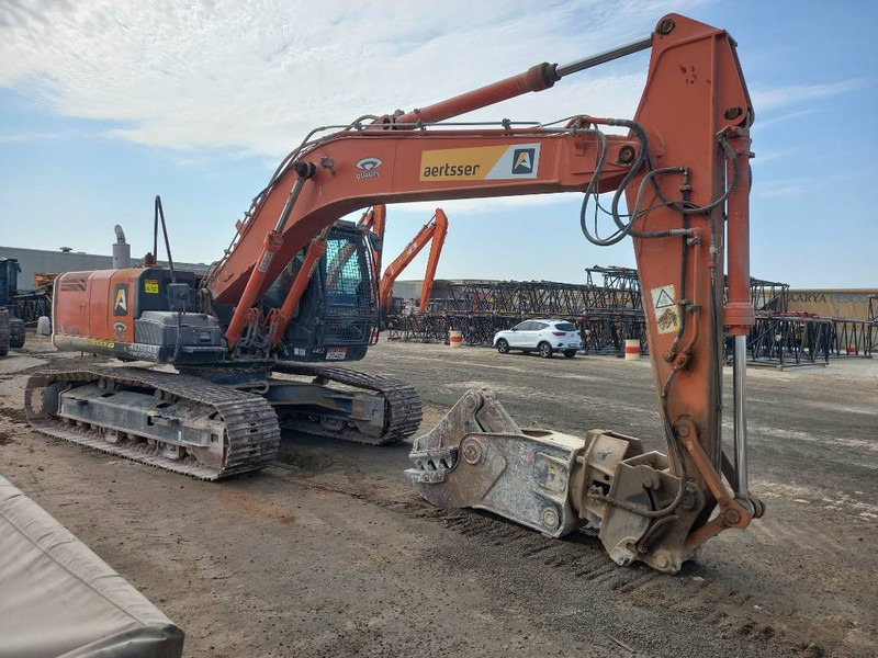 Hitachi ZX220LC (Abu Dhabi) - Beltegraver: bilde 3 Hitachi ZX220LC (Abu Dhabi) - Beltegraver: bilde 3