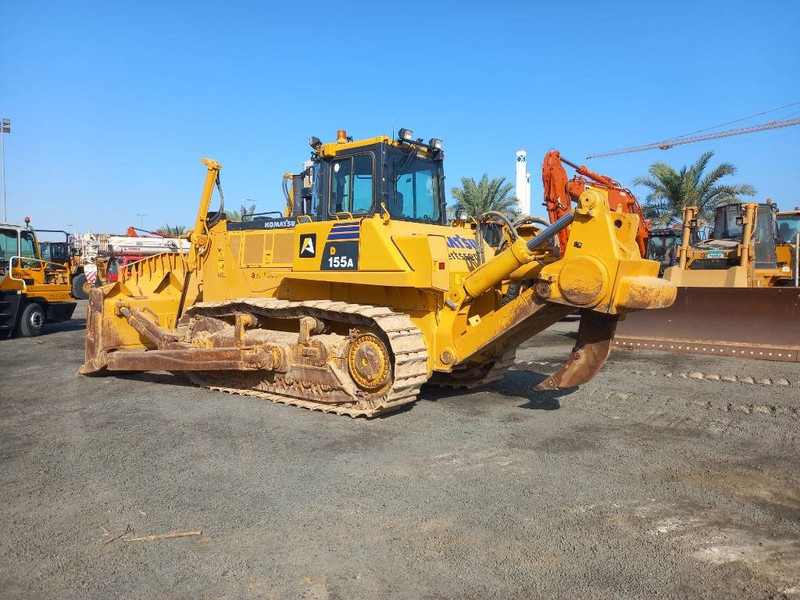 Komatsu D155A-6R (4 pcs available in Abu Dhabi) - Bulldozer: bilde 2 Komatsu D155A-6R (4 pcs available in Abu Dhabi) - Bulldozer: bilde 2