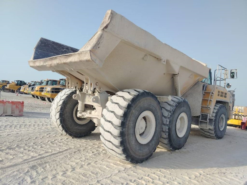 Komatsu HM400-3R (4 pieces available in Abu Dhabi) - Rammestyrt dumper: bilde 4 Komatsu HM400-3R (4 pieces available in Abu Dhabi) - Rammestyrt dumper: bilde 4