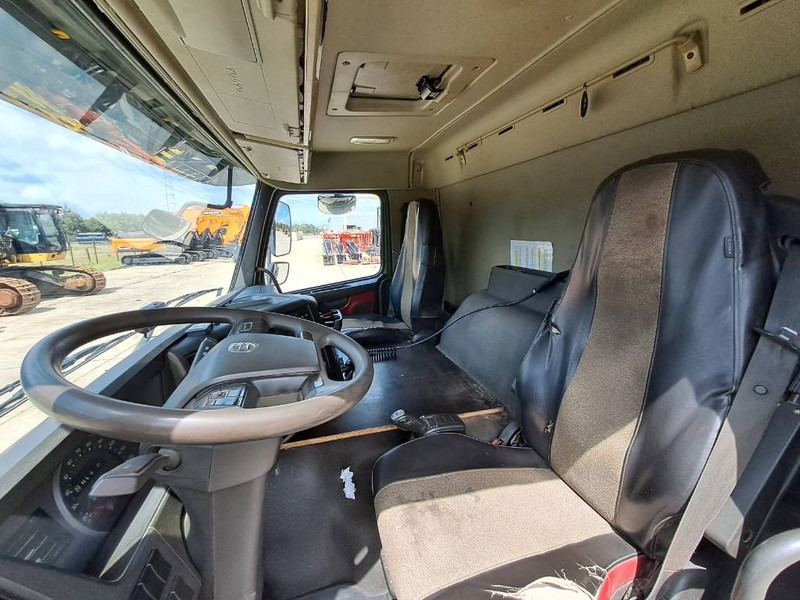 Volvo FMX460 + HIAB 622 E-6 HIPRO 16m + Fly Jib 11 - Kranbil: bilde 5 Volvo FMX460 + HIAB 622 E-6 HIPRO 16m + Fly Jib 11 - Kranbil: bilde 5