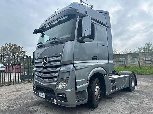 Mercedes-Benz Actros 1845 - Trekkvogn: bilde 1 Mercedes-Benz Actros 1845 - Trekkvogn: bilde 1