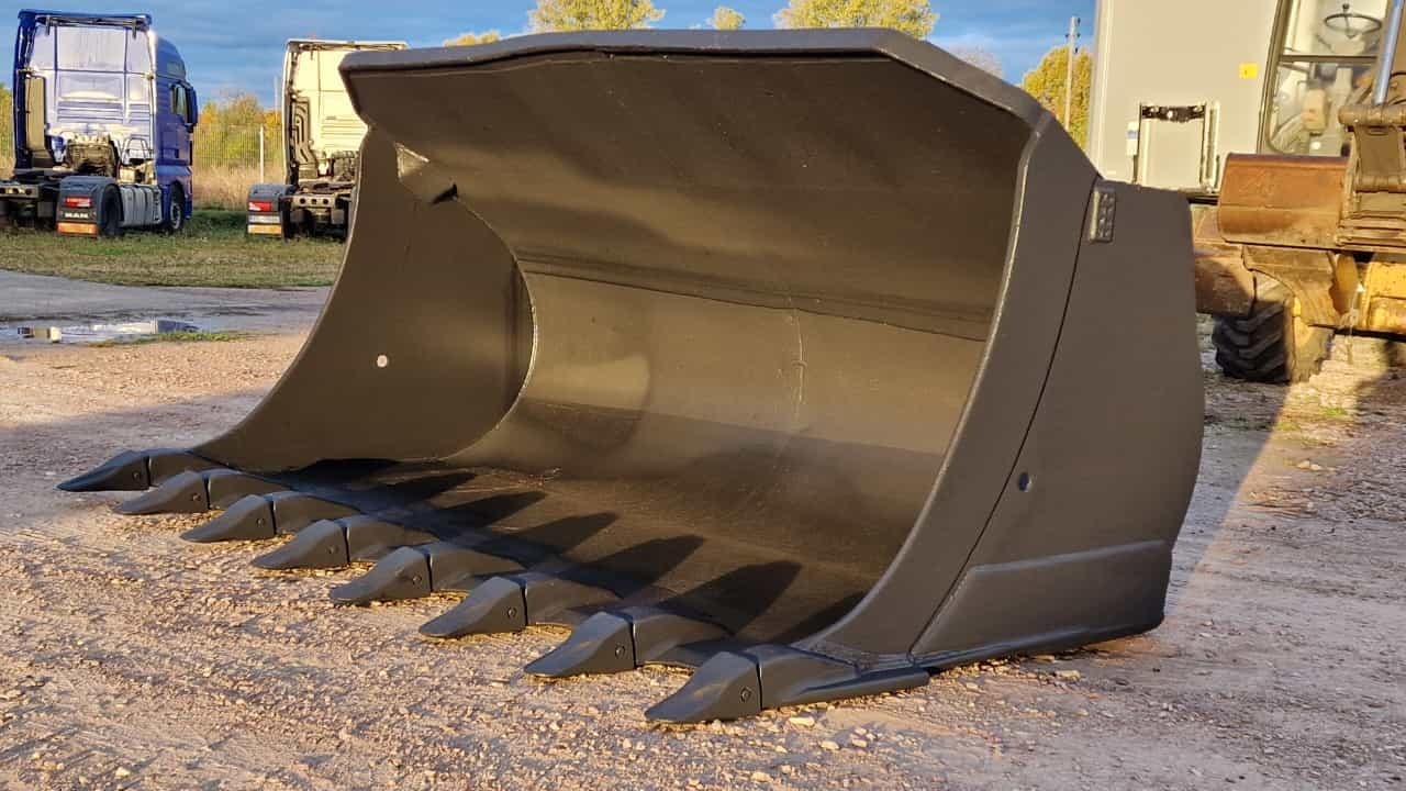 CATERPILLAR 980 bucket 5.3cbm. - Lasterskuffe for Hjullaster: bilde 1 CATERPILLAR 980 bucket 5.3cbm. - Lasterskuffe for Hjullaster: bilde 1