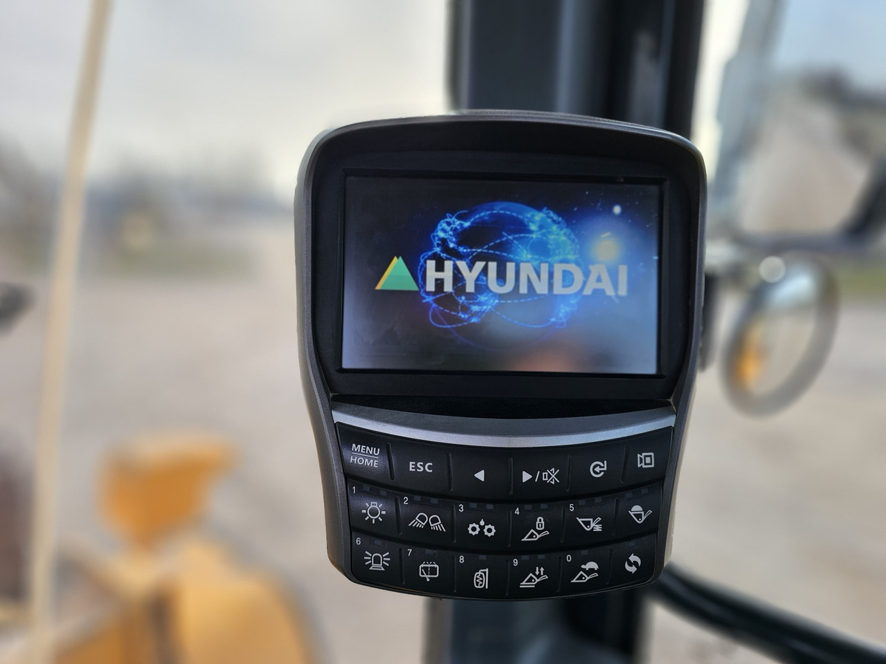 Leie HYUNDAI HL975 HYUNDAI HL975: bilde 10 Leie HYUNDAI HL975 HYUNDAI HL975: bilde 10