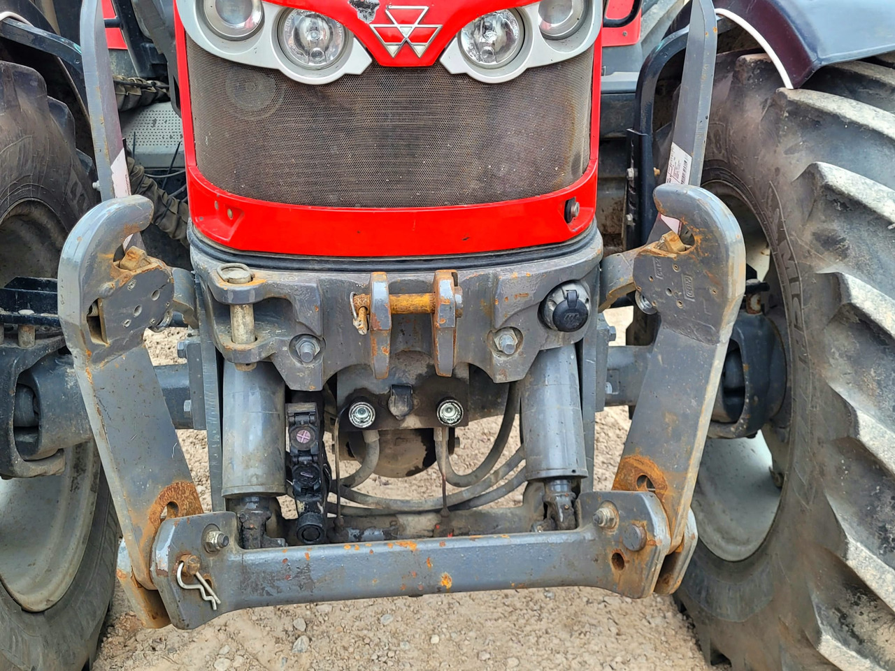 Traktor Massey Ferguson 5711 Dyna 4: bilde 9