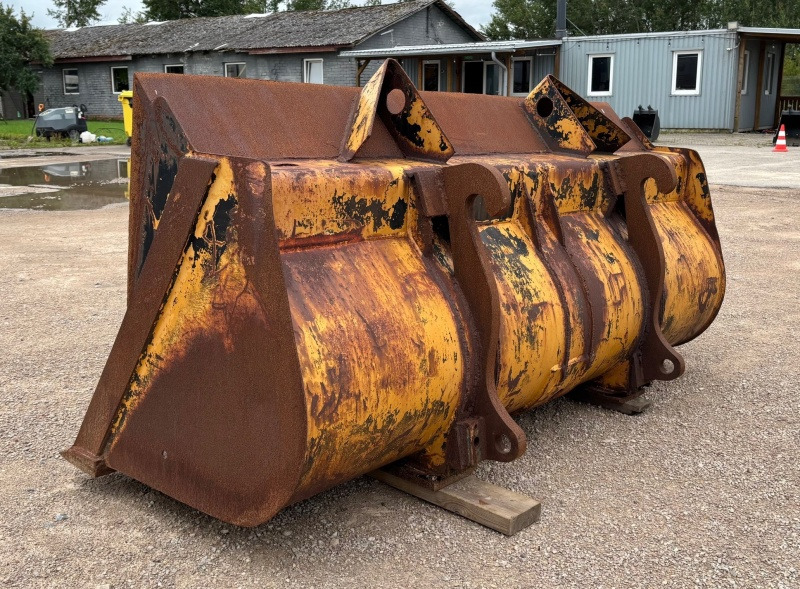 Volvo BM 2400mm - Lasterskuffe for Hjullaster: bilde 5 Volvo BM 2400mm - Lasterskuffe for Hjullaster: bilde 5