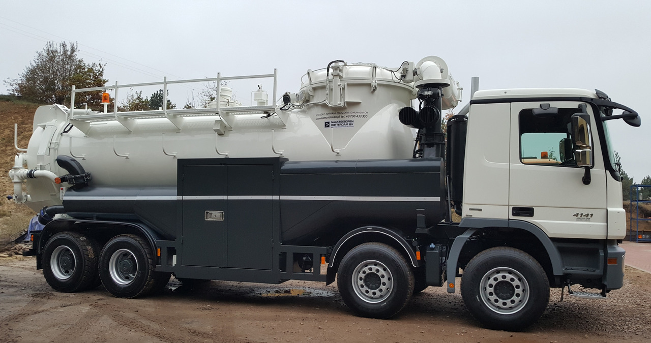 Mercedes NAAKTGEBOREN Vacu Press 8000 - Vakuum lastebil: bilde 5 Mercedes NAAKTGEBOREN Vacu Press 8000 - Vakuum lastebil: bilde 5