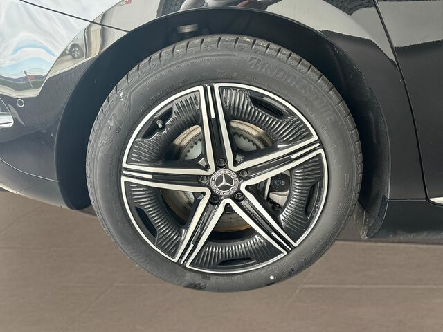 MERCEDES-BENZ EQE 350 4Matic AMG LINE+AC+ELECTRIC ART+ADVANCED... - Sedan: bilde 3 MERCEDES-BENZ EQE 350 4Matic AMG LINE+AC+ELECTRIC ART+ADVANCED... - Sedan: bilde 3