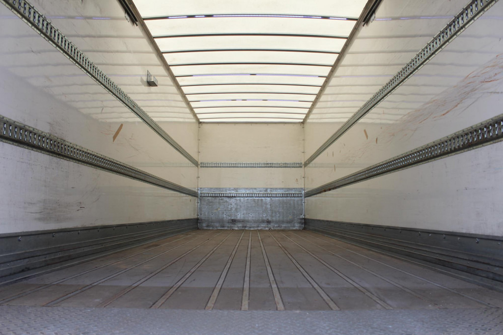 Daf CF 340 E6 Koffer 8,5m Klima LDW Rolltor LBW - Skapbil: bilde 2 Daf CF 340 E6 Koffer 8,5m Klima LDW Rolltor LBW - Skapbil: bilde 2