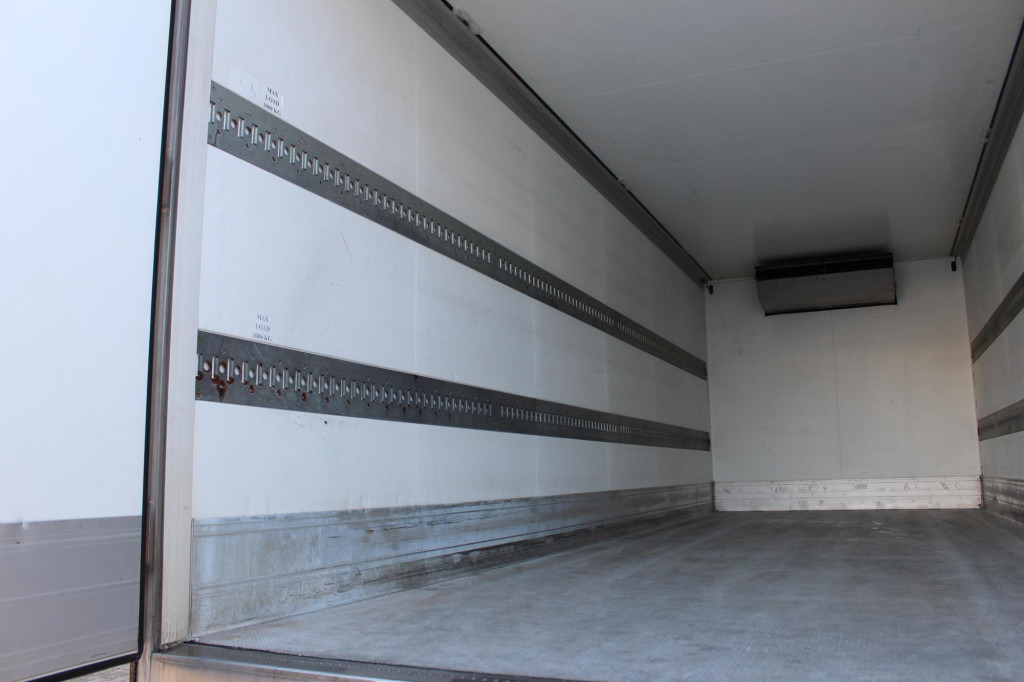 MAN TGM 15.250 TK T-800R Klima Strom Tür LBW - Lastebil med kjøl: bilde 2 MAN TGM 15.250 TK T-800R Klima Strom Tür LBW - Lastebil med kjøl: bilde 2